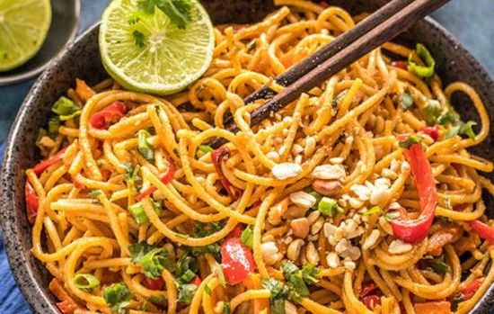 Spaghetti with peanut sauce for the endometriosis diet